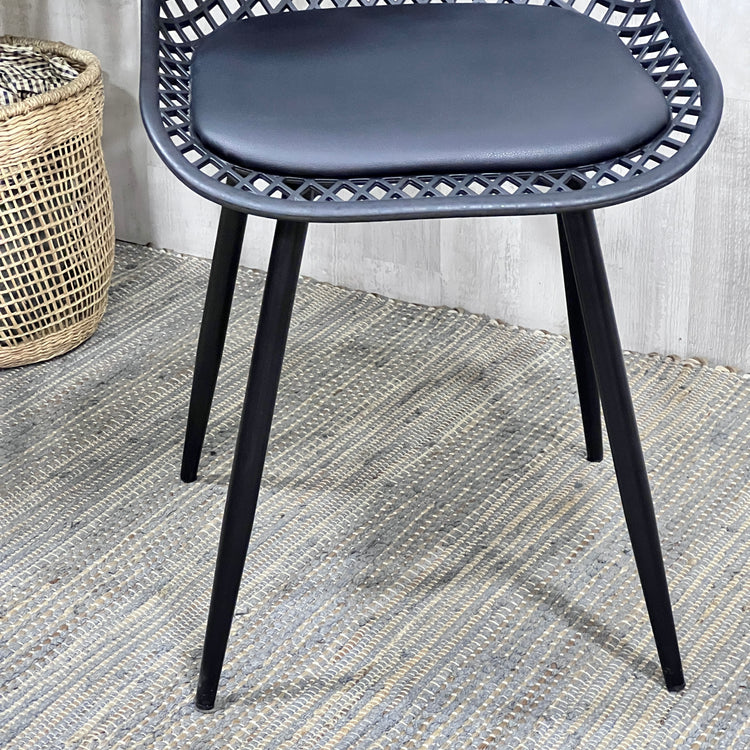Sillas Grillet | Resistentes y Cómodas | Comedor/Living