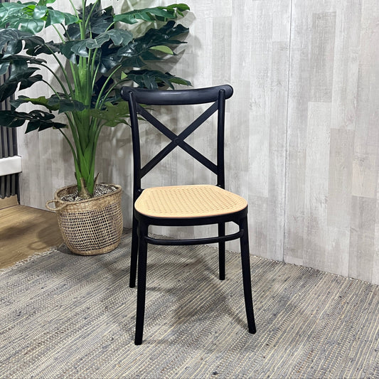 Silla Exterior Valentino | Cómoda, Apilable y Resistente