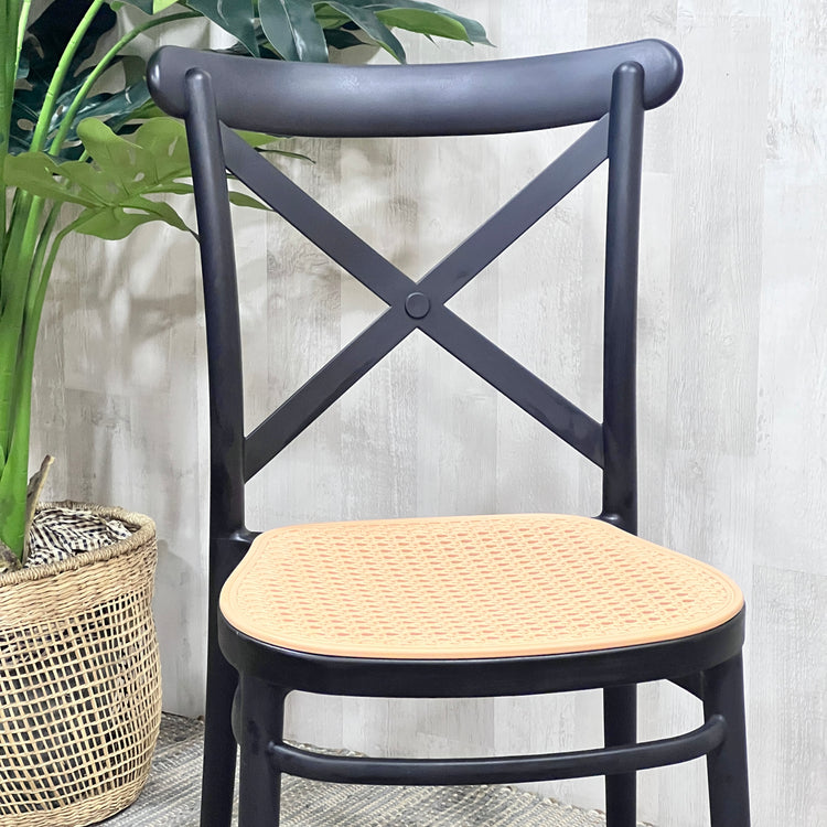 Silla Exterior Valentino | Cómoda, Apilable y Resistente