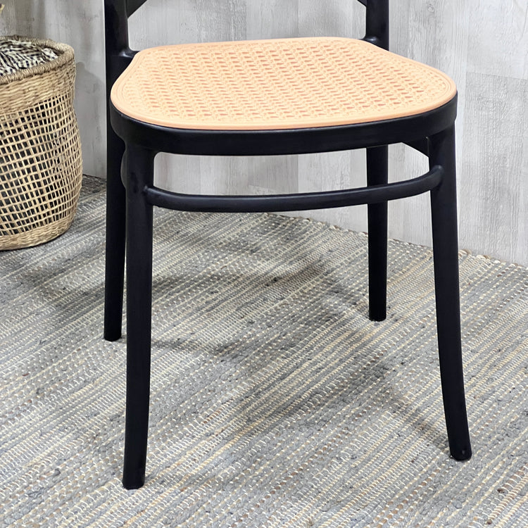 Silla Exterior Valentino | Cómoda, Apilable y Resistente