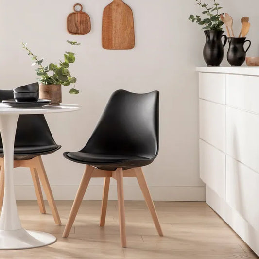 Comedor Mesa Tulip Redonda 80cm Blanca + 4 Sillas Tulip Negro