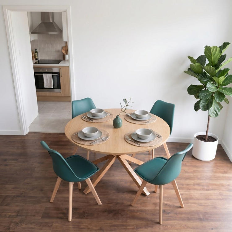 Comedor Mesa Redonda Equiz Wood 100cm + 4 Sillas Tulip Verde Esmeralda