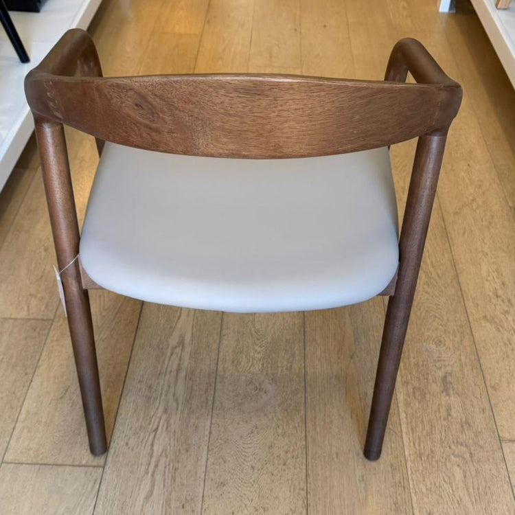 Silla América | Madera & Ecocuero Gris