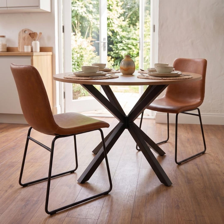 Comedor Mesa Redonda Equiz 100cm Madera | Base X Negro + 4 Sillas Toscana