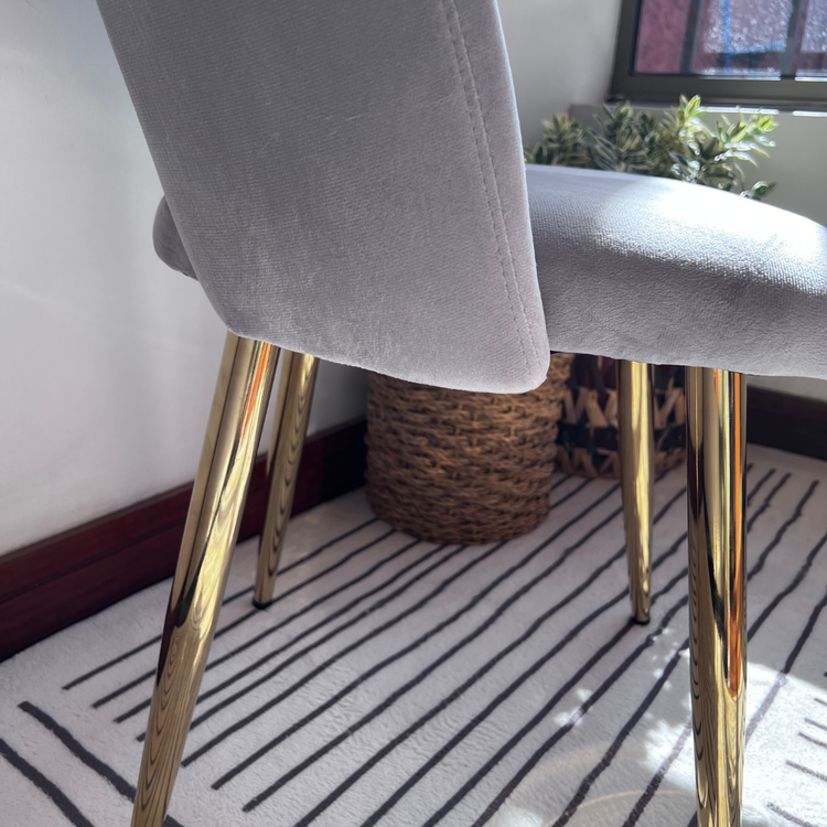 Sitial Delia Gris | Terciopelo | Elegancia y Confort