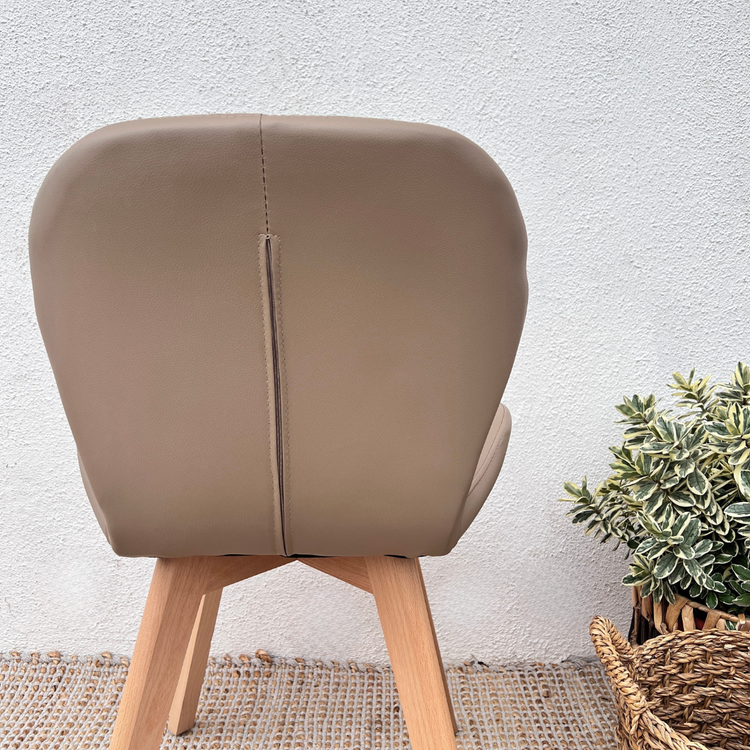 Pack 4 Sillón Rubik Latte | Ecocuero & Madera