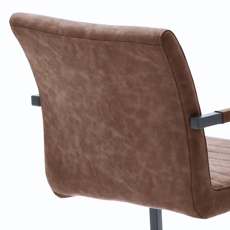 Silla Ivon |  Elegancia y Confort en Eco Cuero Café