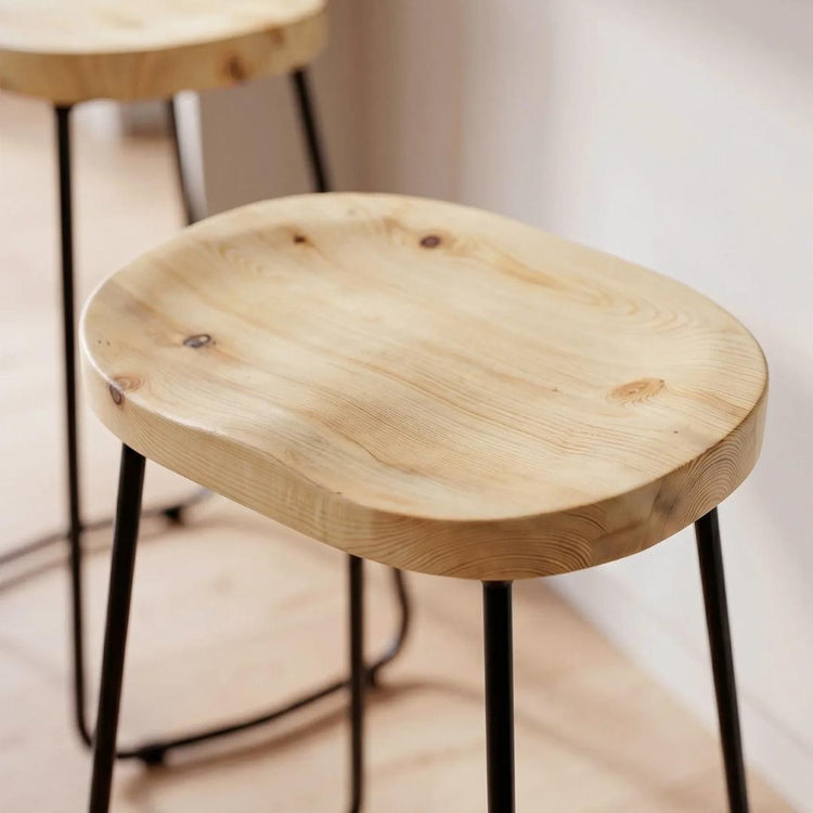 Taburete Piso Virginia 66 cm | Madera & Metal