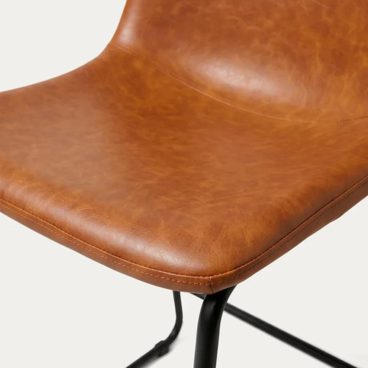 Taburete Toscana de 66cm | Cuero Sintético Camel y Base de Metal