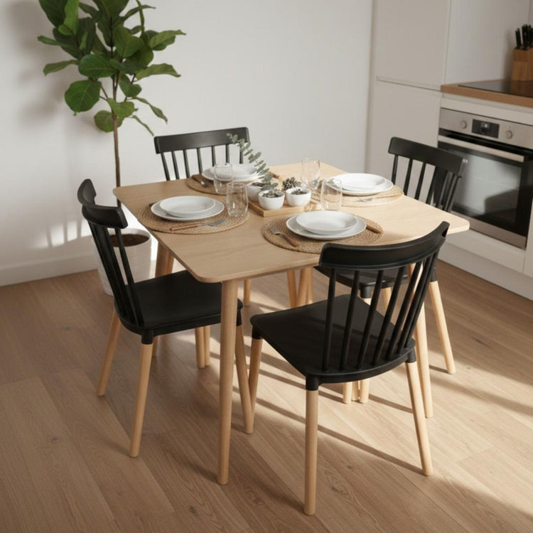 Comedor Mesa Cosmo Natural 70x70 cm + 4 Sillas Windsor Negro