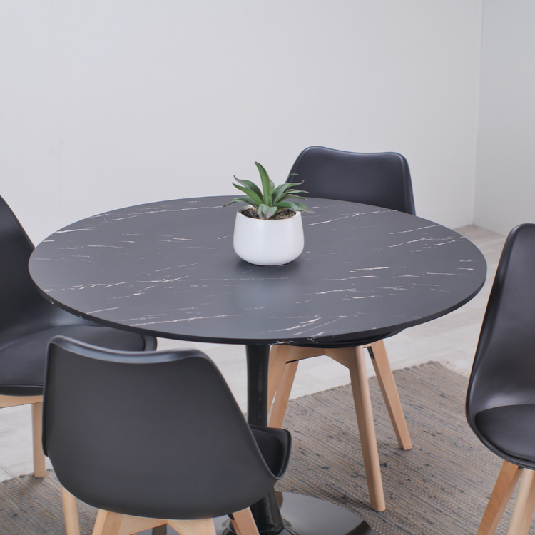 Comedor Mesa Tulip Redonda 100cm  Negra + 4 Sillas Tulip Negras