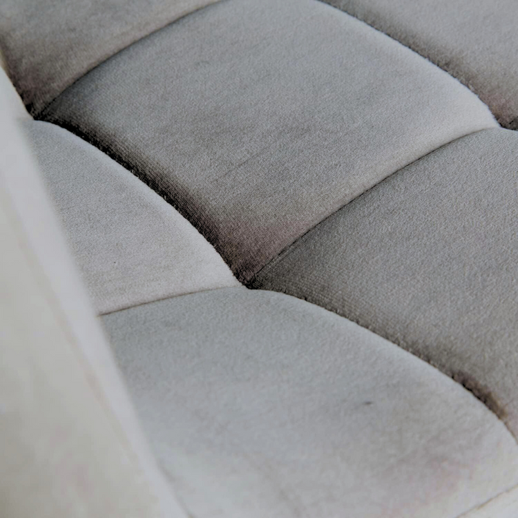 Silla Kena | Terciopelo | Pata Dorada
