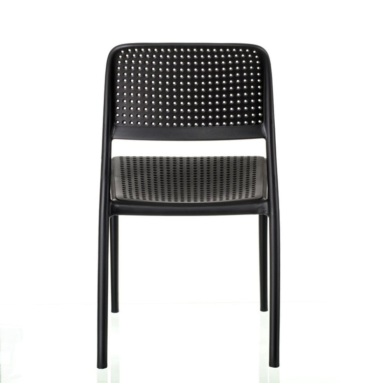 Silla Bora Bristro Negra | Diseño Apilable